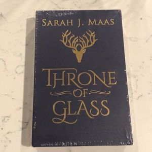 Unopened Throne of Glass Collectors Edition